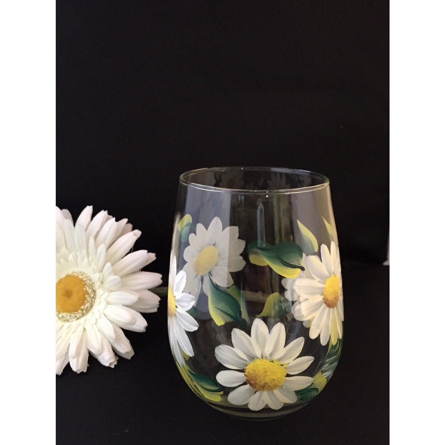 White Daisy Stemless Wine Glass  - Brushes with a View 